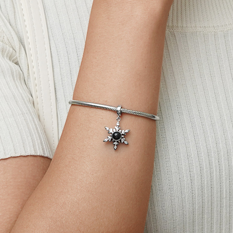 プロジェクション スノーフレーク ペンダント image number 3