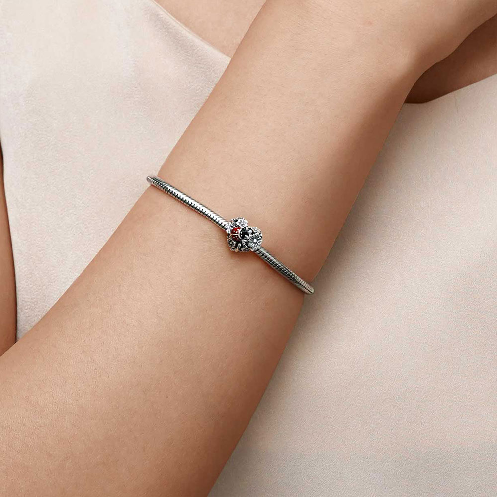 花が大好きなてんとう虫のチャーム image number 4