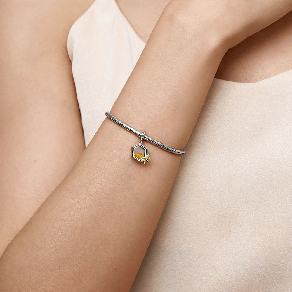 ミツバチのペンダント image number 4