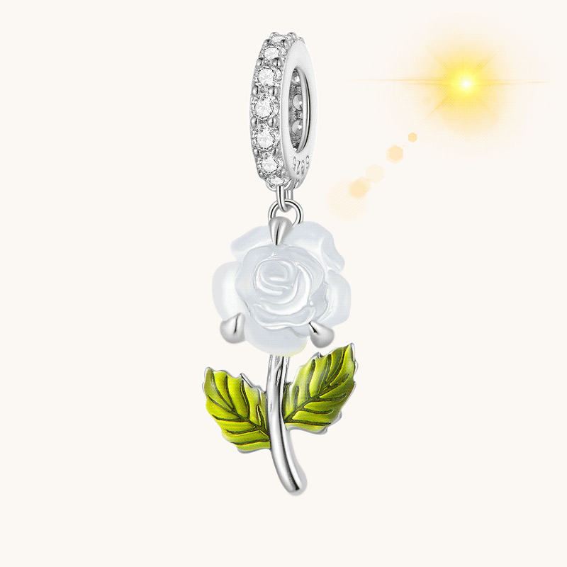 バラの花のペンダント image number 0