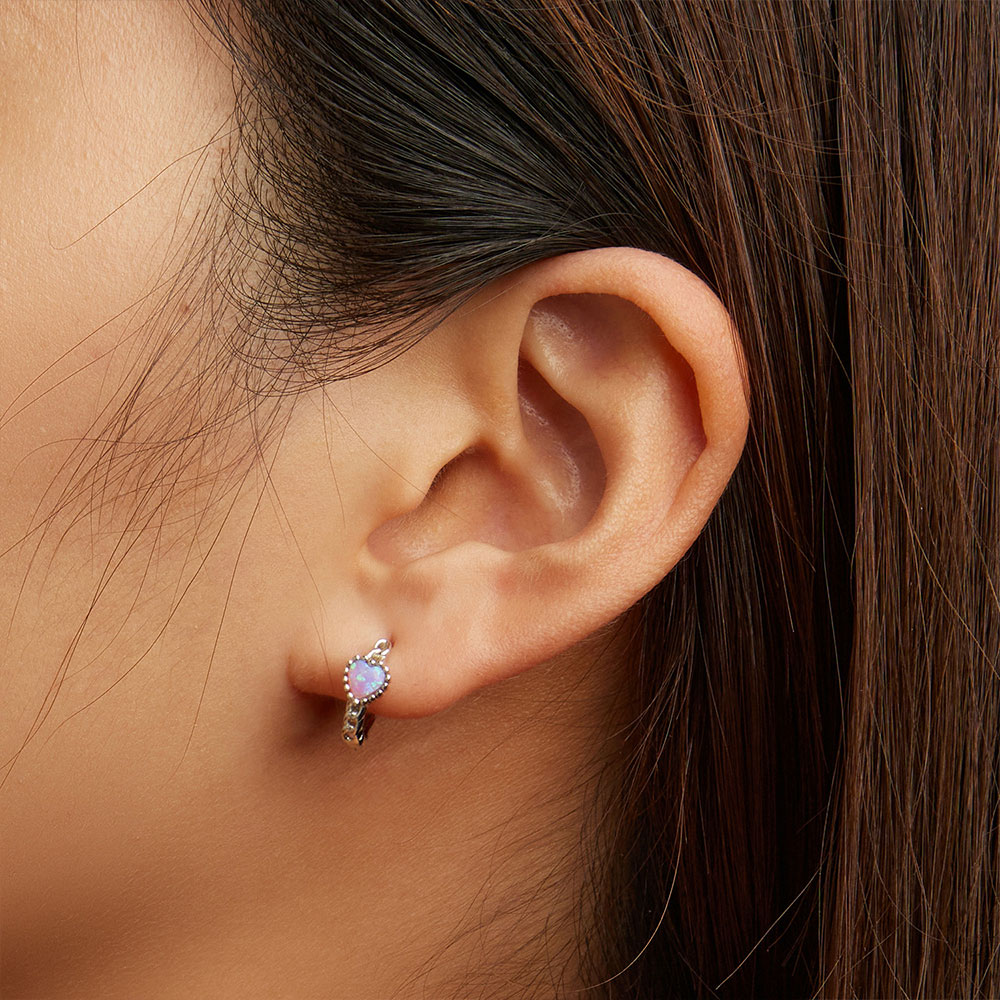 カラフルなラブピアス image number 4