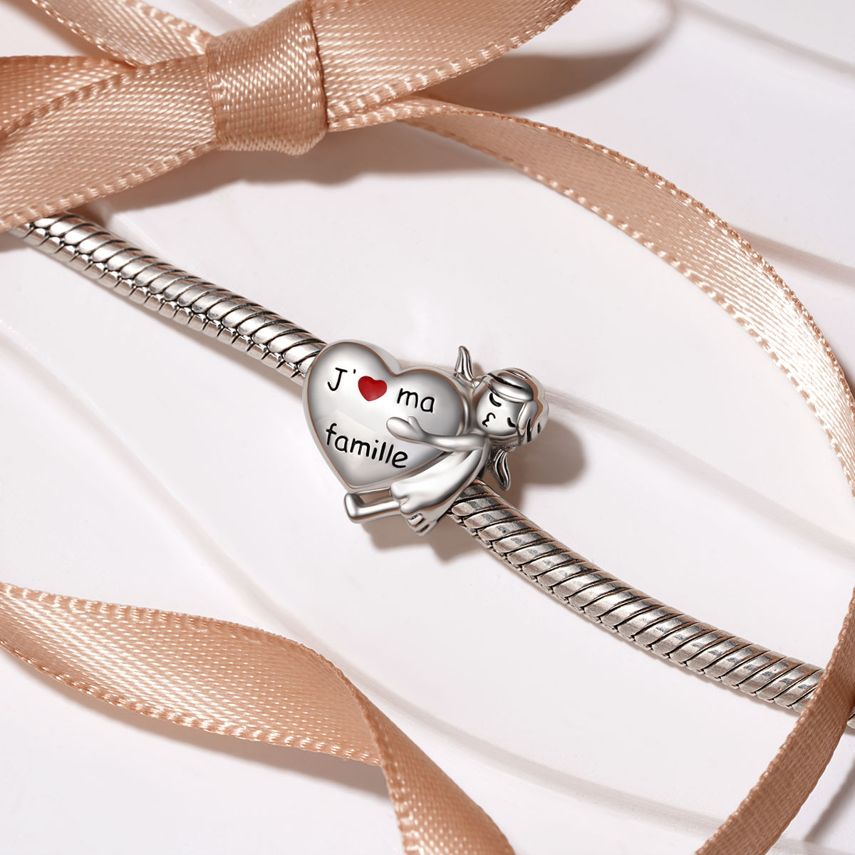 家族愛のハートチャーム image number 2