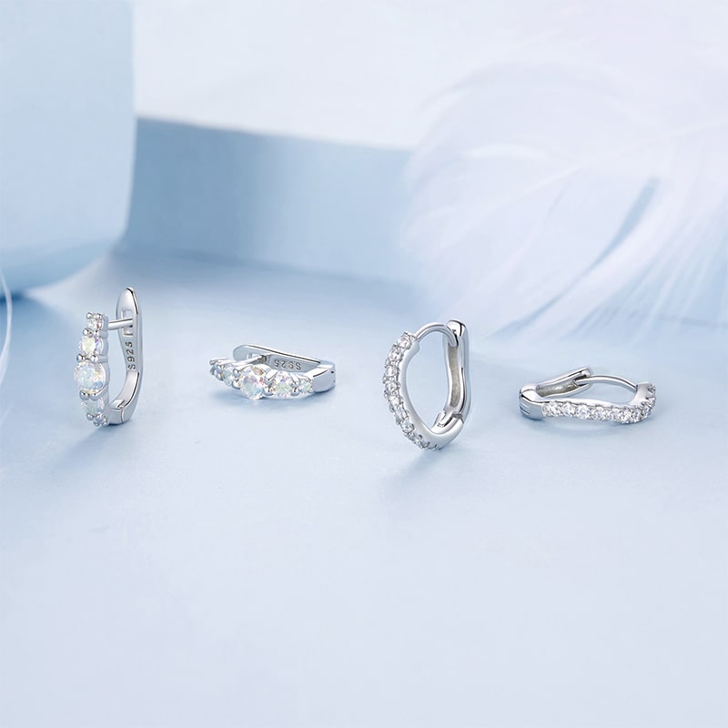 ウェーブイレギュラーフープピアス image number 1