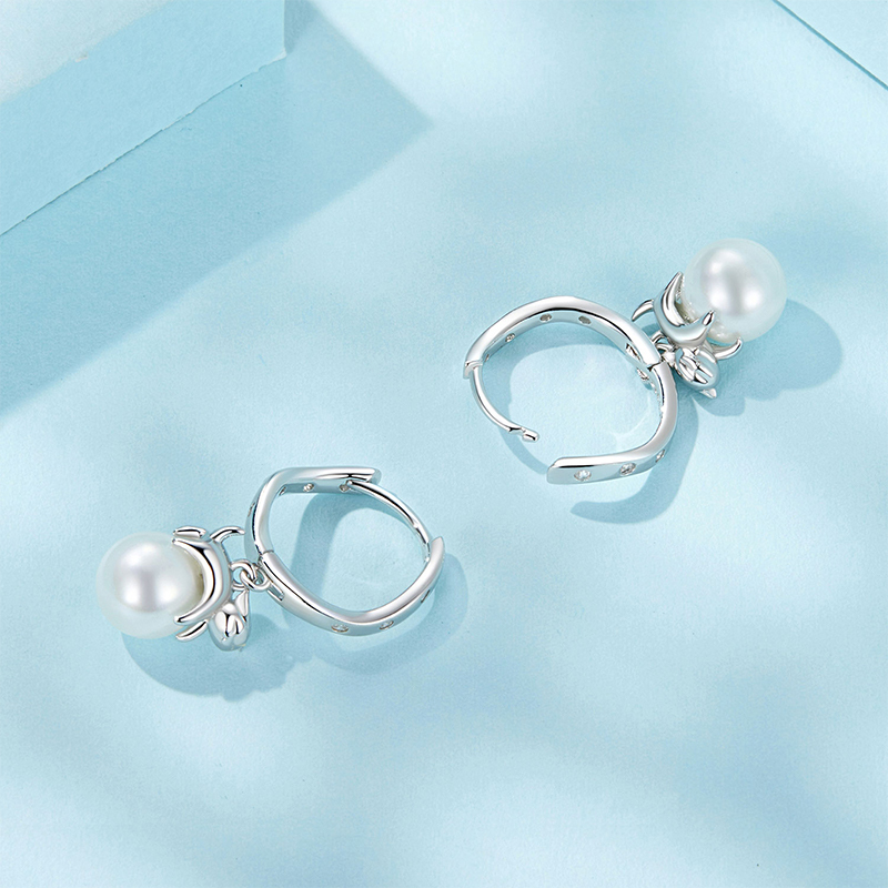 キュートキャットパールダングルピアス image number 2