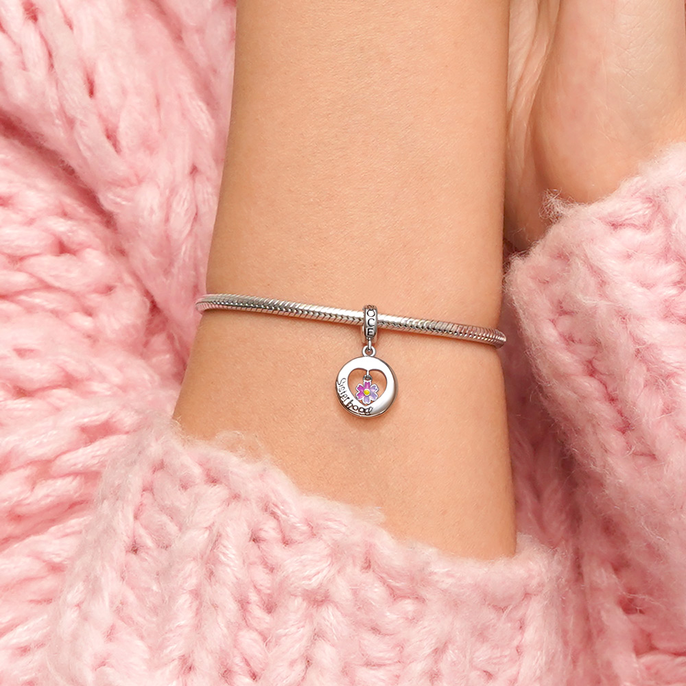 シスターフードペンダント image number 6