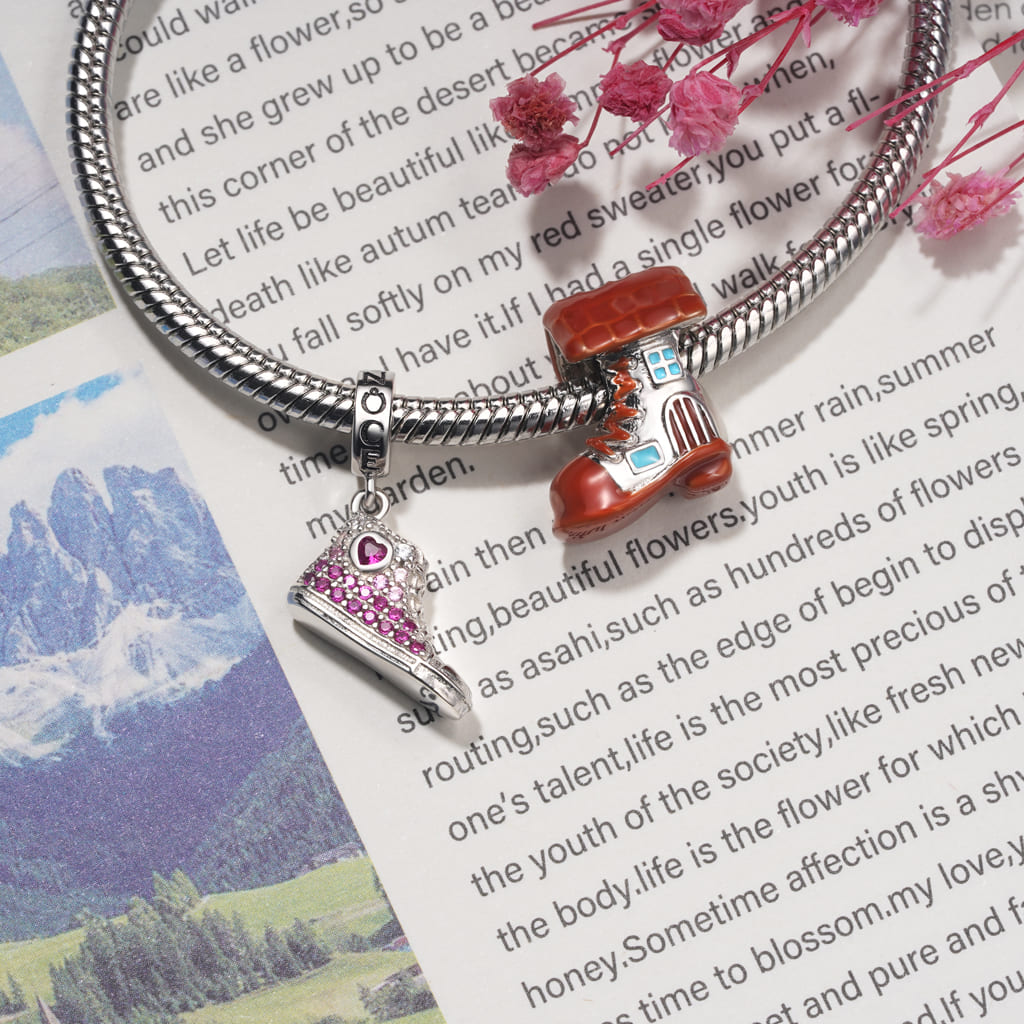 ブーツ・キャッスル・チャーム image number 2