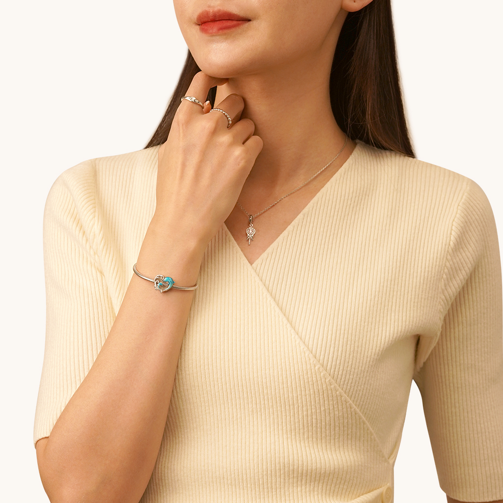 イルカのハートチャーム image number 3