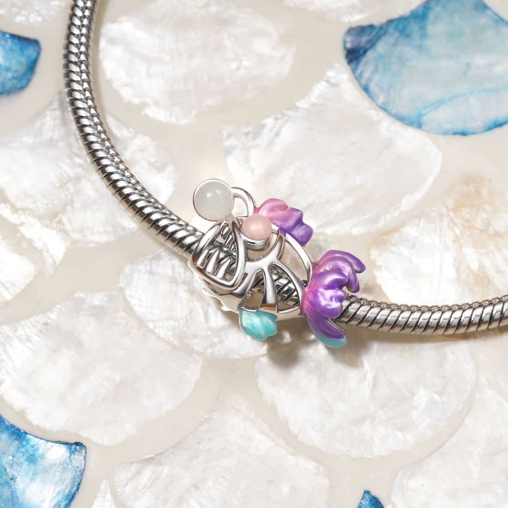 暗闇で光るアンコウチャーム image number 3