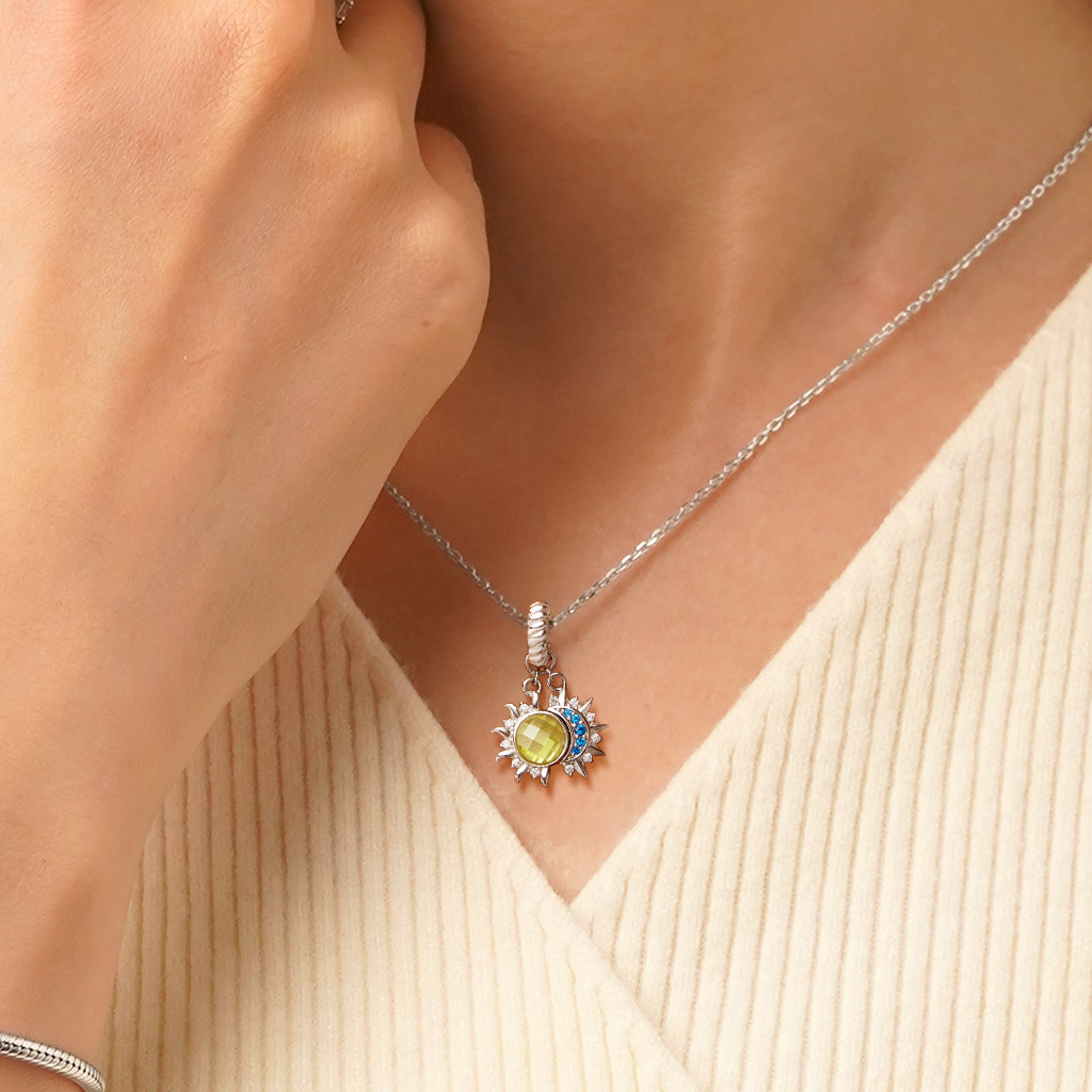 太陽と月のペンダント image number 4