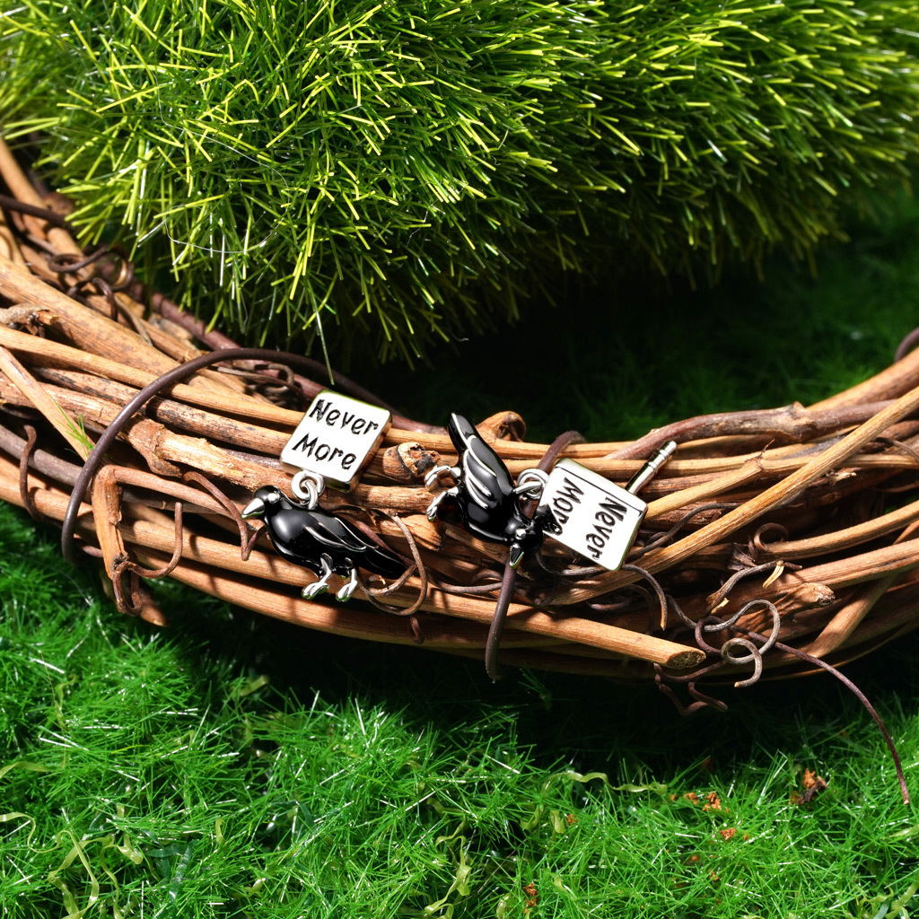 アラン・ポー「ネバーモア」クロウ スタッド イヤリング image number 2