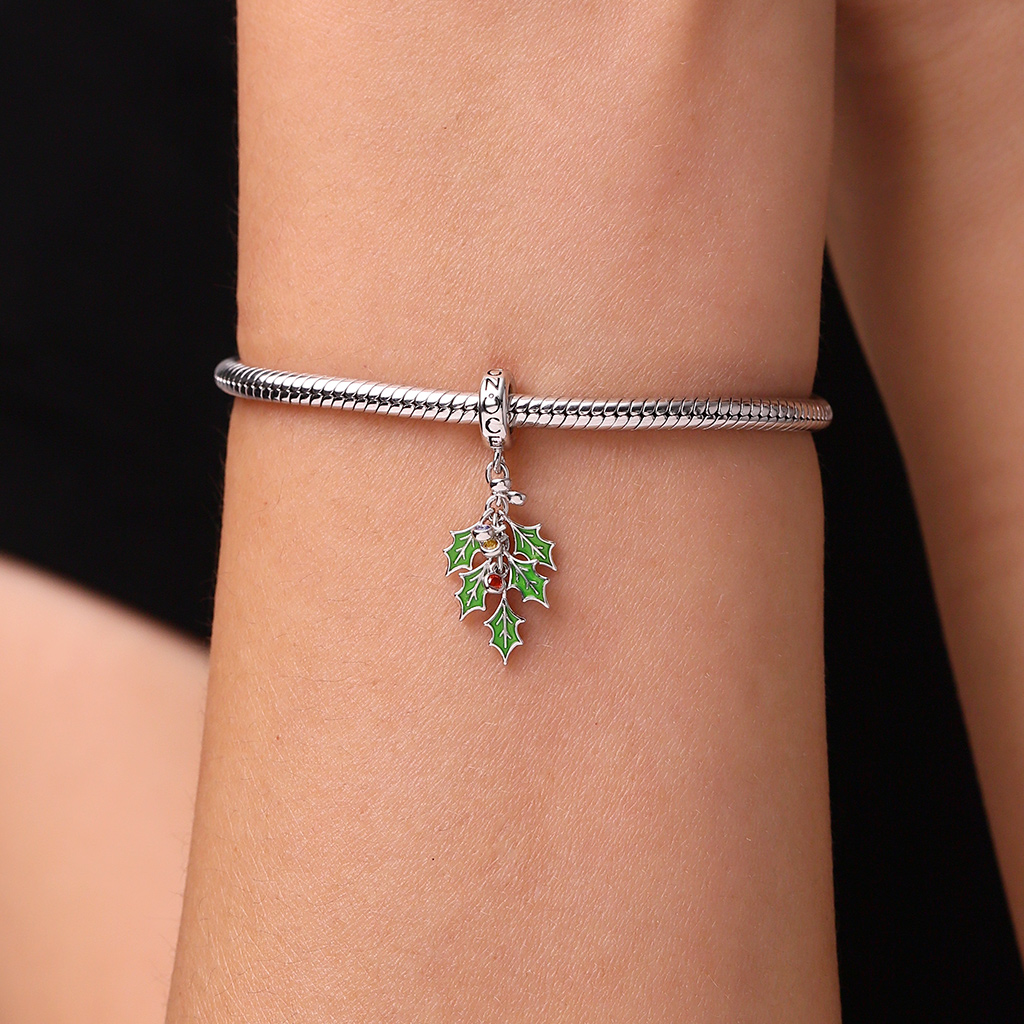 クリスマスグリーンホーリーベリーペンダント image number 6