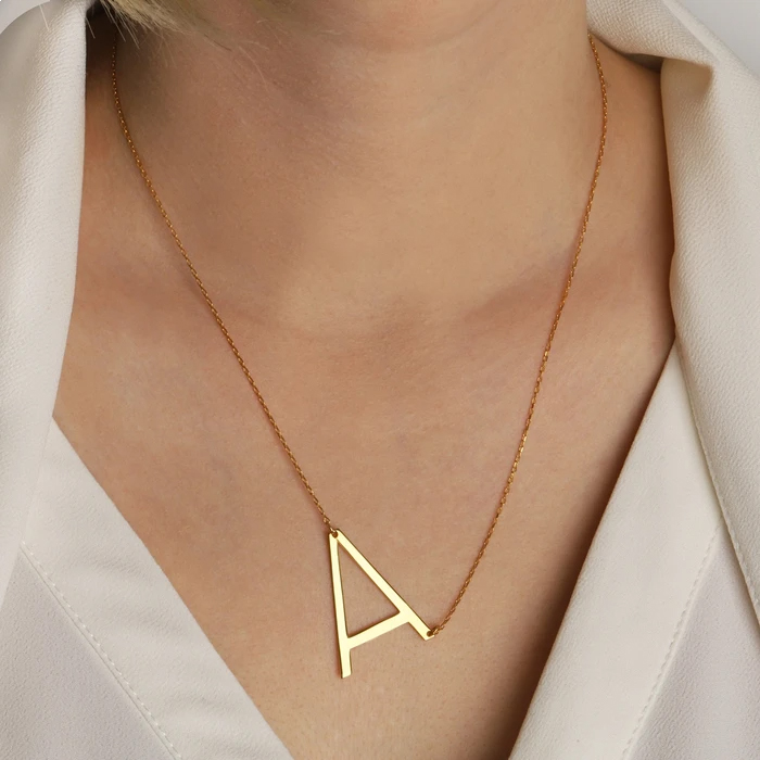 横向きラージイニシャルネックレス image number 6