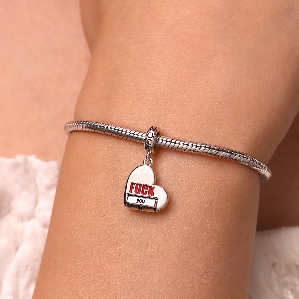 回転する「FUCK」ワールドペンダント image number 5