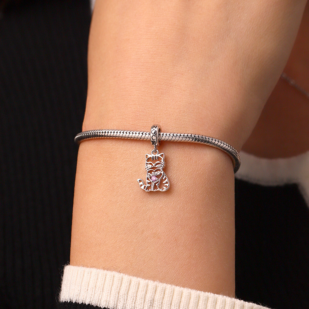 刻印可能な中空の猫のペンダント image number 7