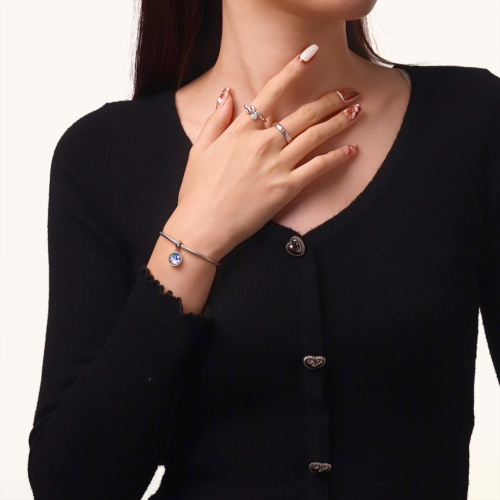 ウィンタースノーフレークフォトペンダント image number 1