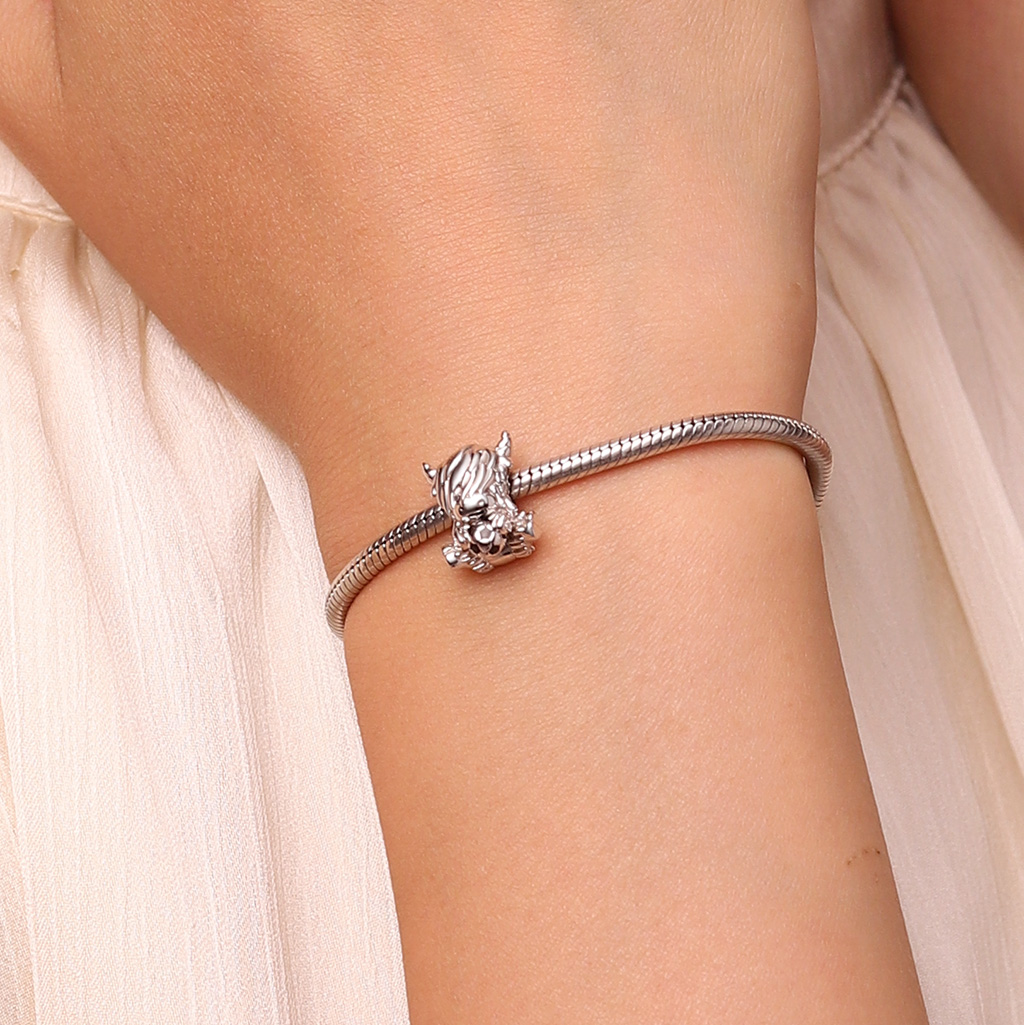 フットボールハイランドカウチャーム image number 4