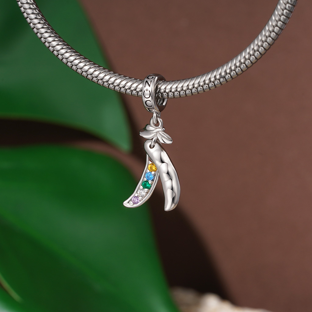 豆の鞘に6粒のペンダント image number 4