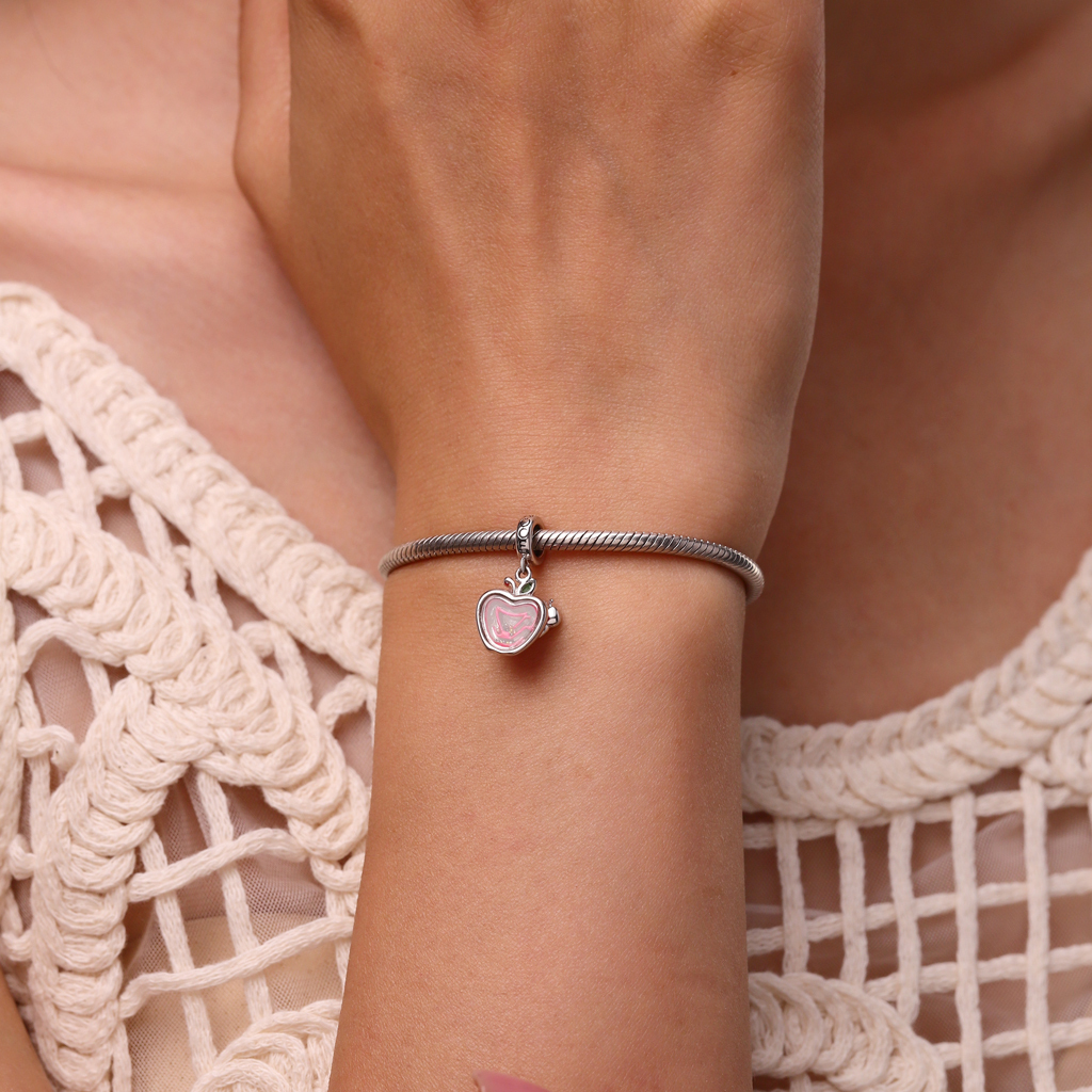 虫リンゴペンダント image number 3