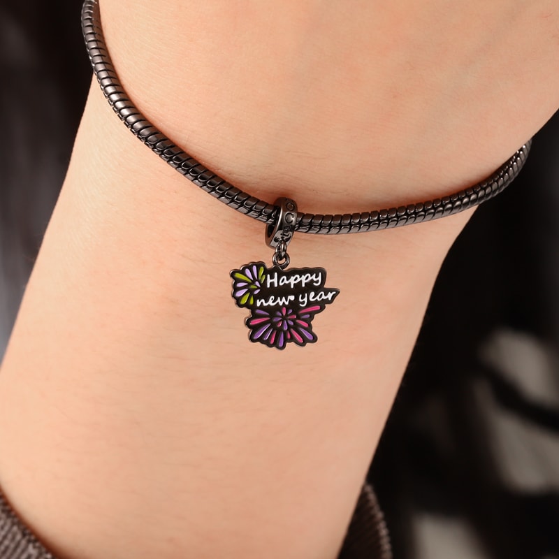 新年夜光写真入りチャーム image number 3