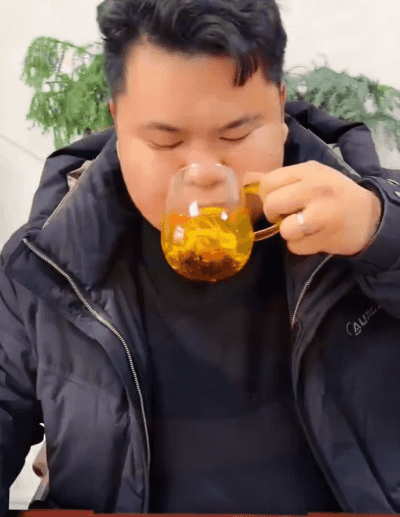 Honeycam 2025-02-27 20-03-00.gif