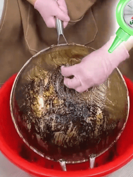 【10年舊鍋子變新鍋】🔥黑垢秒化水鍋底淨