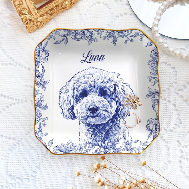 Custom Pet Portrait Jewelry Dish – Toile De Jouy Ceramic Trinket Dish, Personalized Gift for Pet Lovers