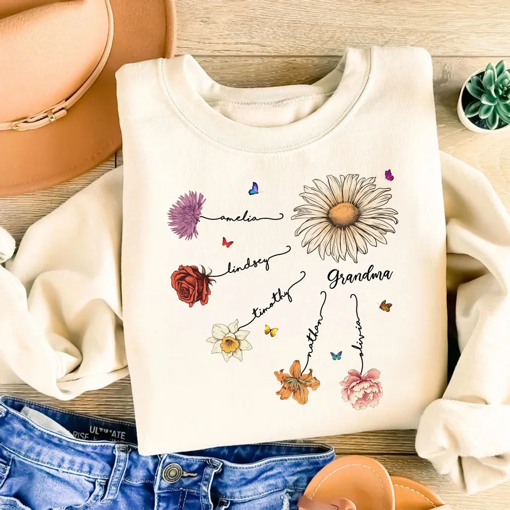 Grandma Mom Birth Flowers Personalized Sweatshirt, Gift for Moms, for Grandmas