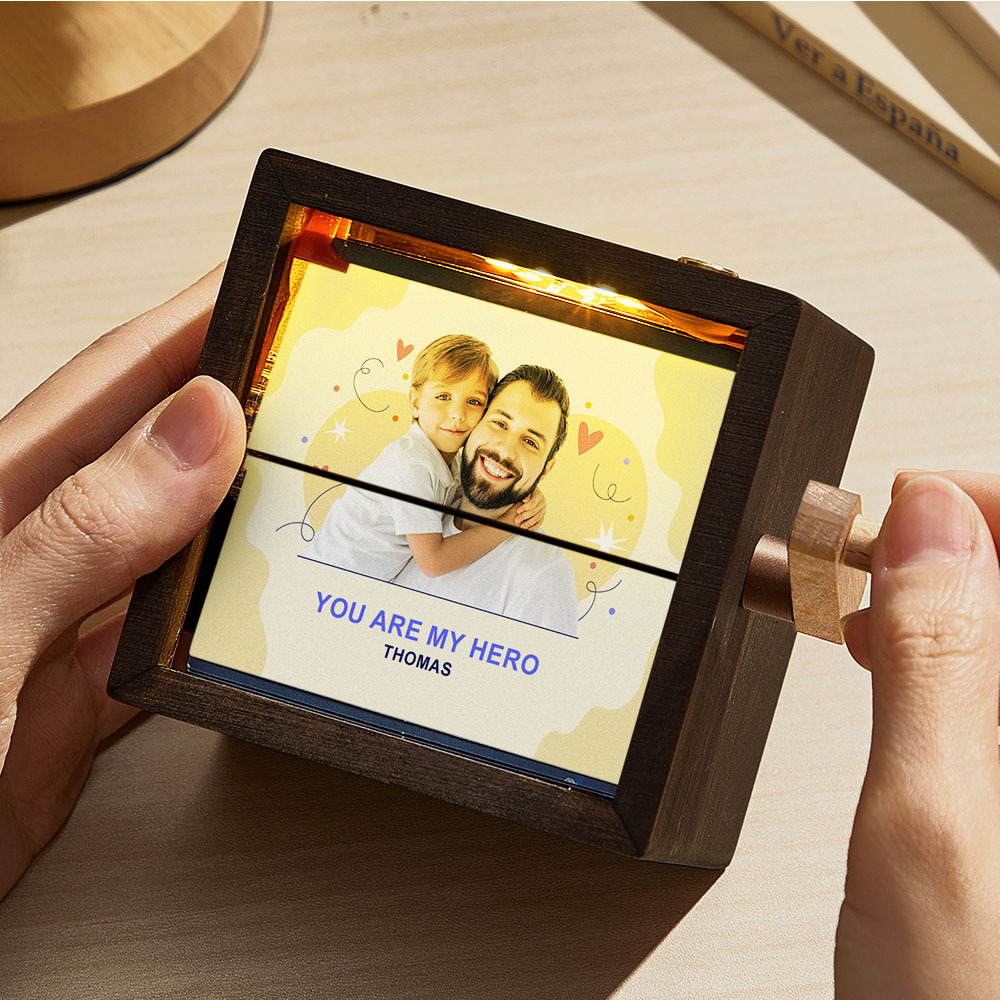 Custom Hand-Cranked Father's Day Flipbook Frame Mechanical Hand-cranked Photo Album with Covers Creative Wooden Keepsake Gift for Dad