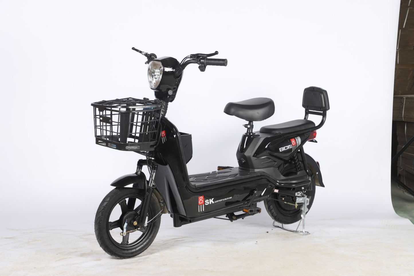🌿 Ride Smarter, Go Further – Electric Bikes for Every Journey! 🚴♂️