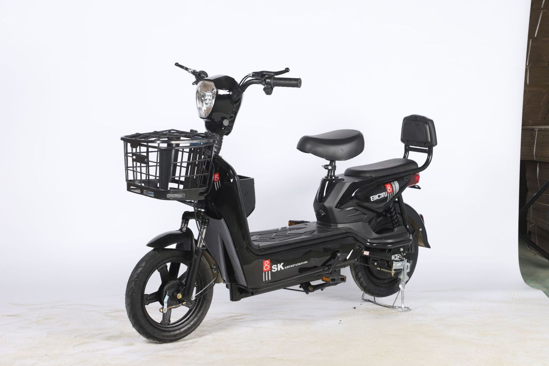 🌿 Ride Smarter, Go Further – Electric Bikes for Every Journey! 🚴♂️