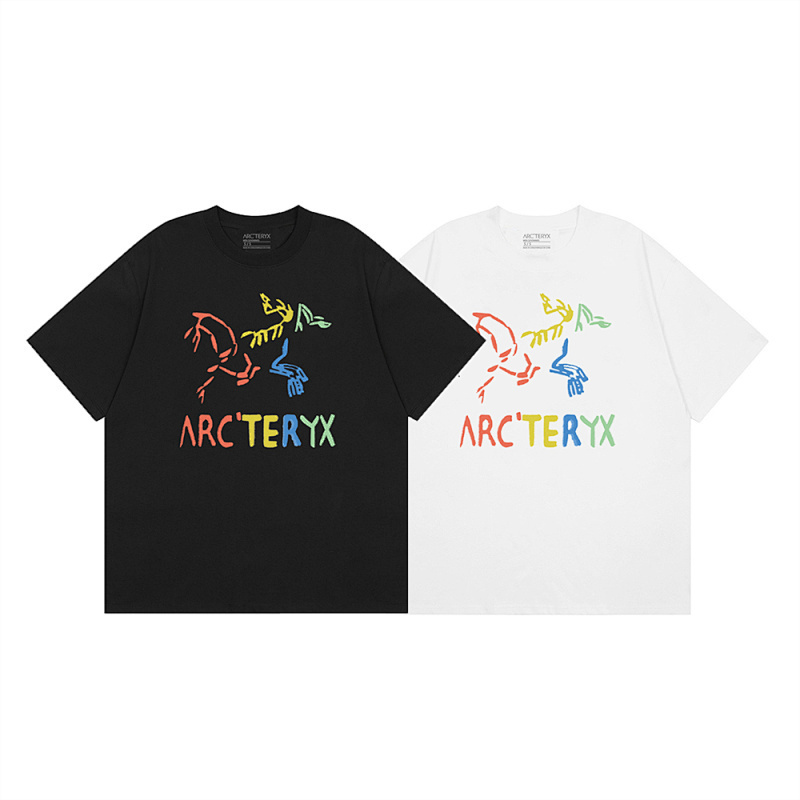 ARC'TERYX 手描きカラフルプリント クルーネックTシャツ