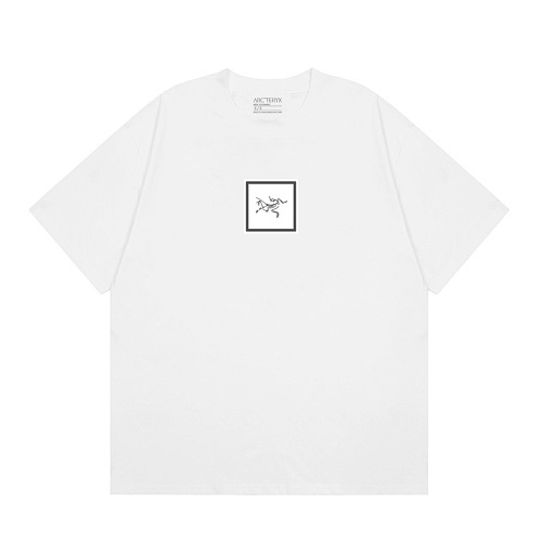 ARC'TERYX シンプルコットンクルーネックTシャツ