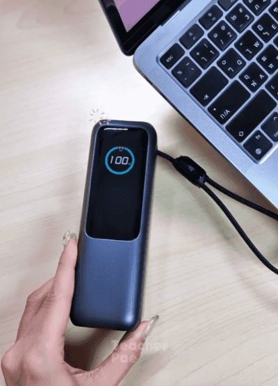 [เต็มใน 5 นาที ] พาวเวอร์แบงค์ชาร์จเร็วสุดๆ พร้อมสายในตัว