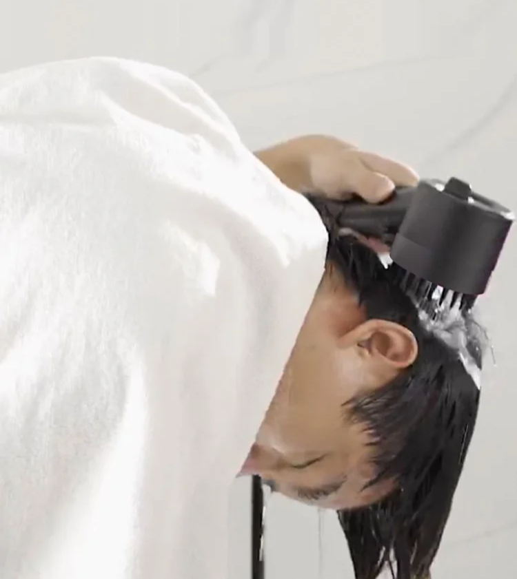 【นวดศีรษะ ปรับแรงดันด้วยปุ่มเดียว】หัวฝักบัวแรงดันสูง