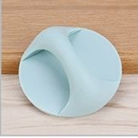 【補助取っ手】貼るだけで取っ手のない網戸や窓の開閉がラクラク