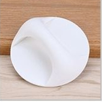 【補助取っ手】貼るだけで取っ手のない網戸や窓の開閉がラクラク