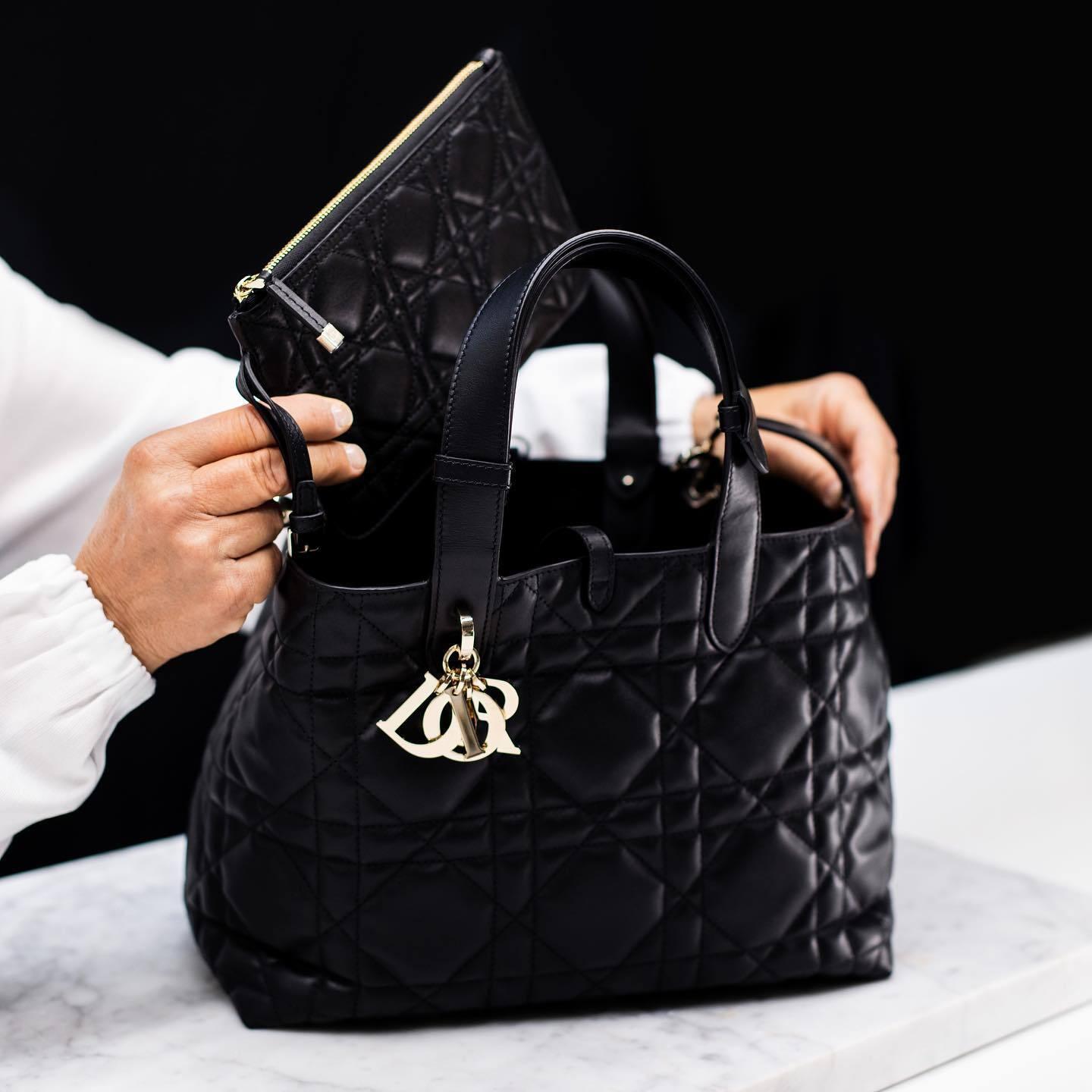 【どんな場面でも◎】Dior TOUJOURS バッグ ミディアム 4色展開