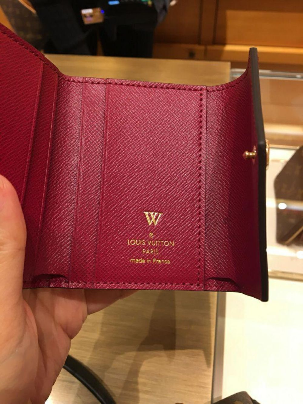 【国内発送】LOUIS VUITTON ポルトフォイユ ゾエ     M62932