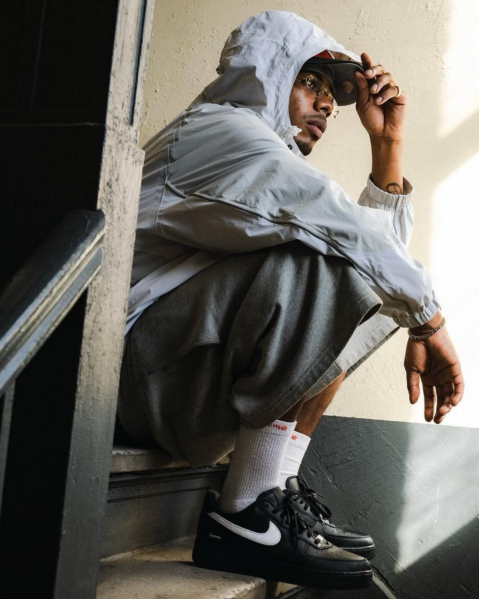 [SUPREME] NIKE AIR FORCE 1 LOW (送料関税込み)