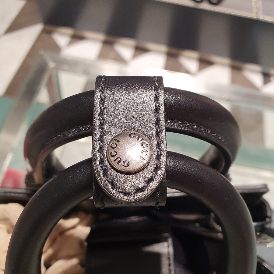 【セール】グッチ☆GGエンボス レザー ミニ トートバッグ 696010