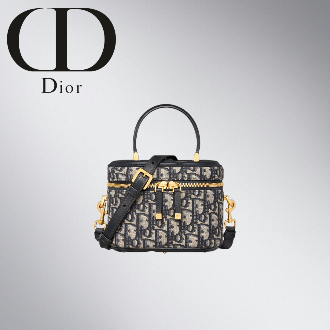 2023年秋の新作トCD SIGNATURE ヴァニティ スモール