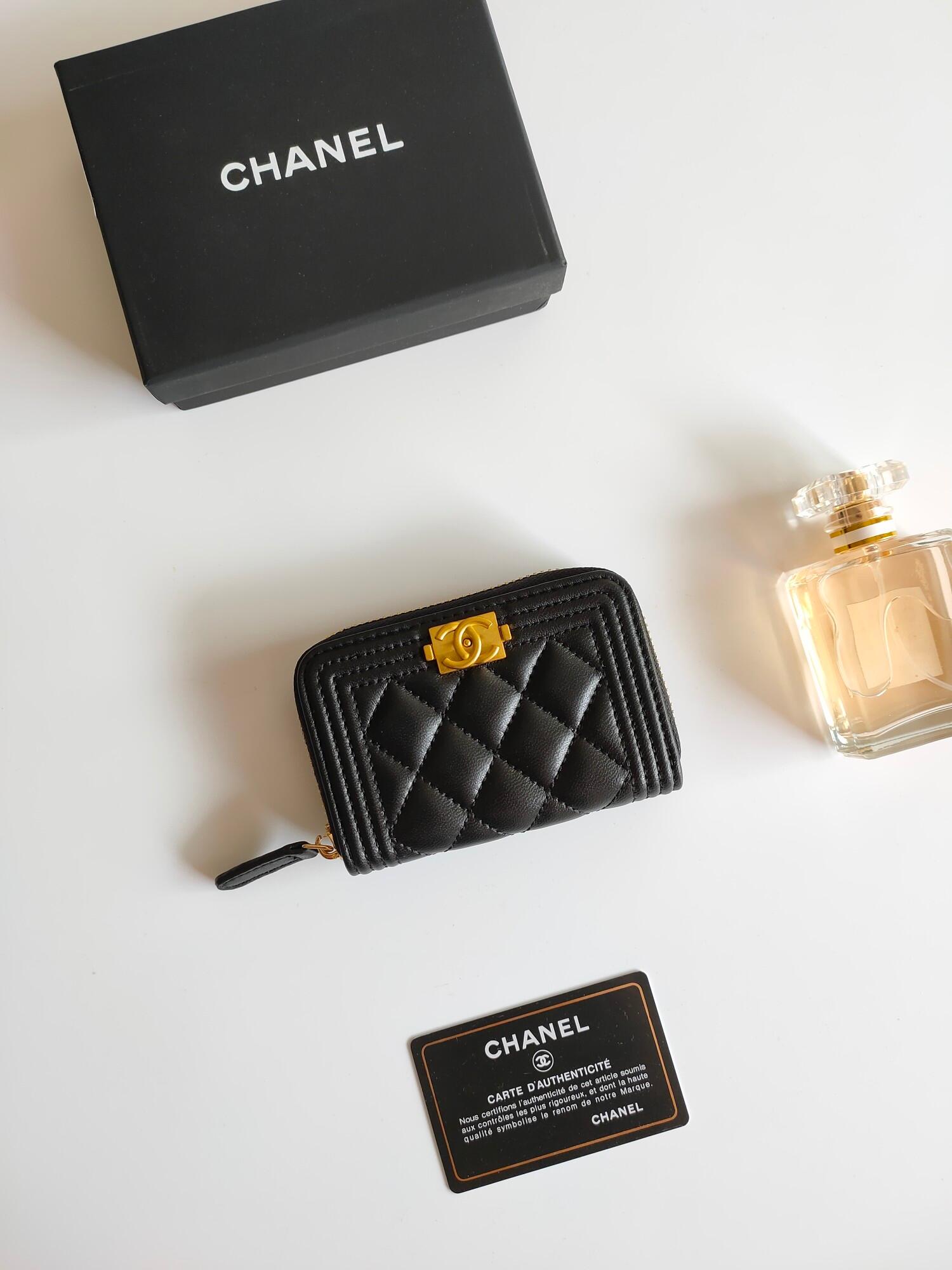 CHANEL☆BOY CHANEL ジップ ウォレット