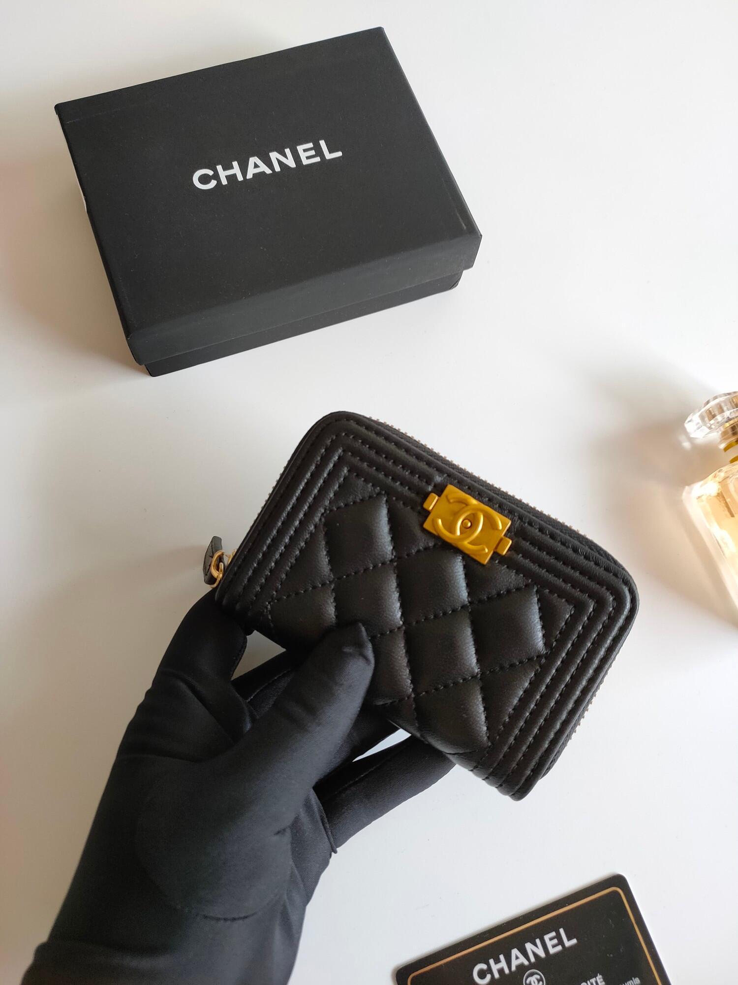 CHANEL☆BOY CHANEL ジップ ウォレット