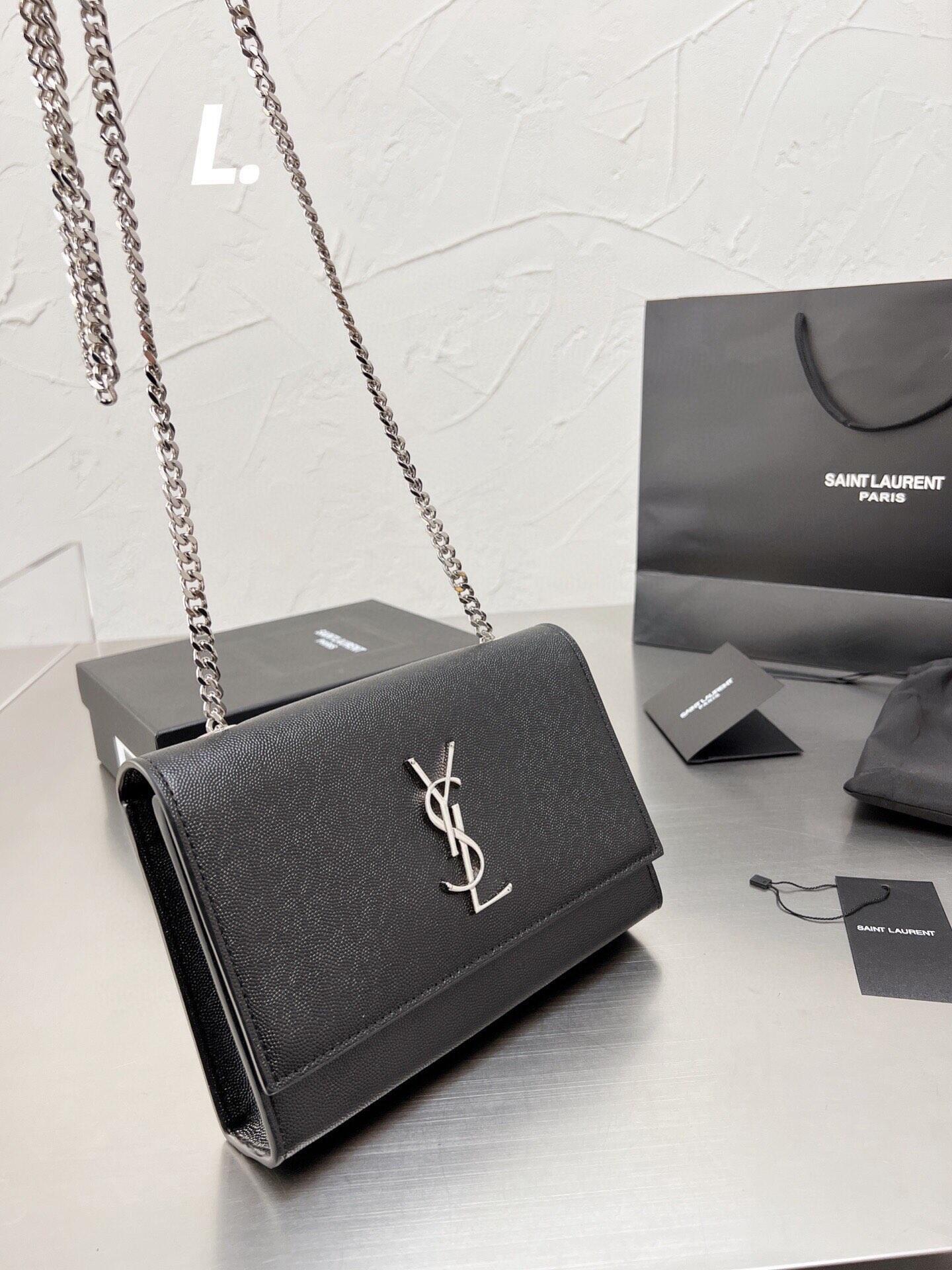 Saint Laurent◎Kate チェーンウォレット 695111BOW0J1000