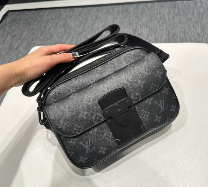 【モダン★エレガント】ルイヴィトン Sロック・スリングバッグ