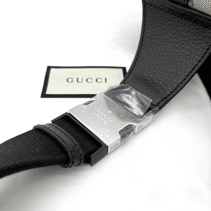 国内発！すぐ届く★人気 GUCCI GGキャンバス ボディバッグ