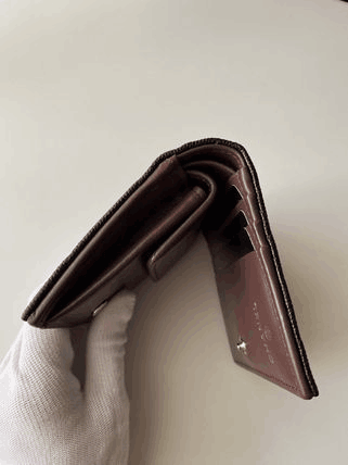 CHANEL　スモール ウォレット　二つ折り　23p