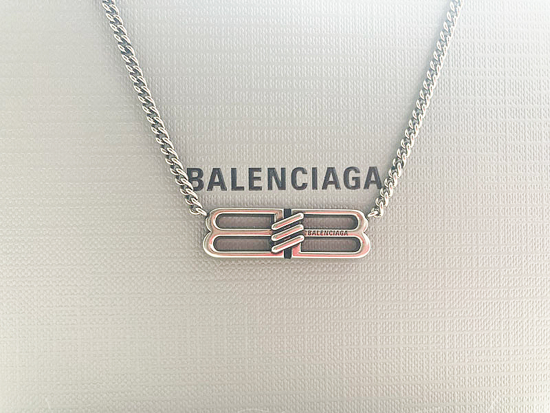【BALENCIAGA/バレンシアガ】大人気◇BB ICON ネックレス