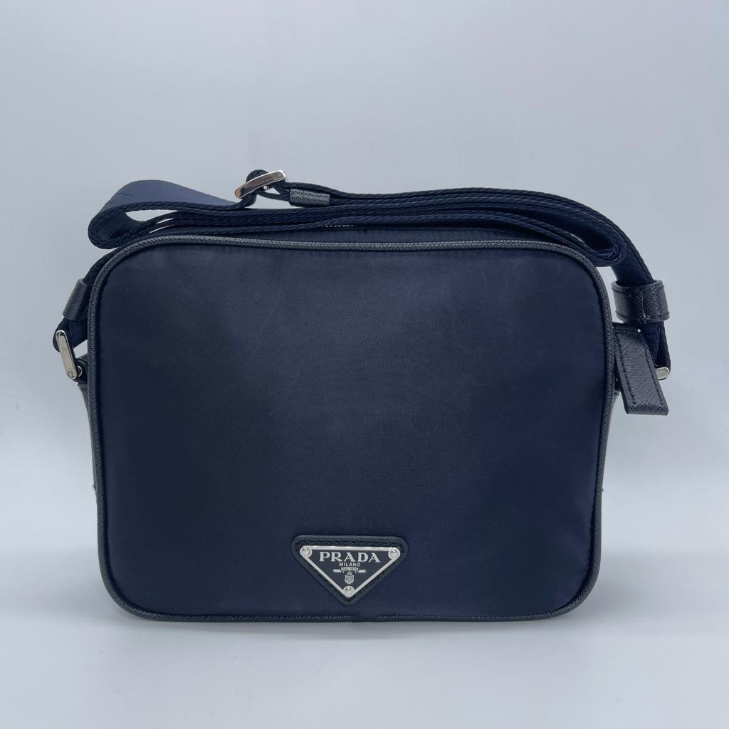 ★プラダショルダーバッグ お買い得！！