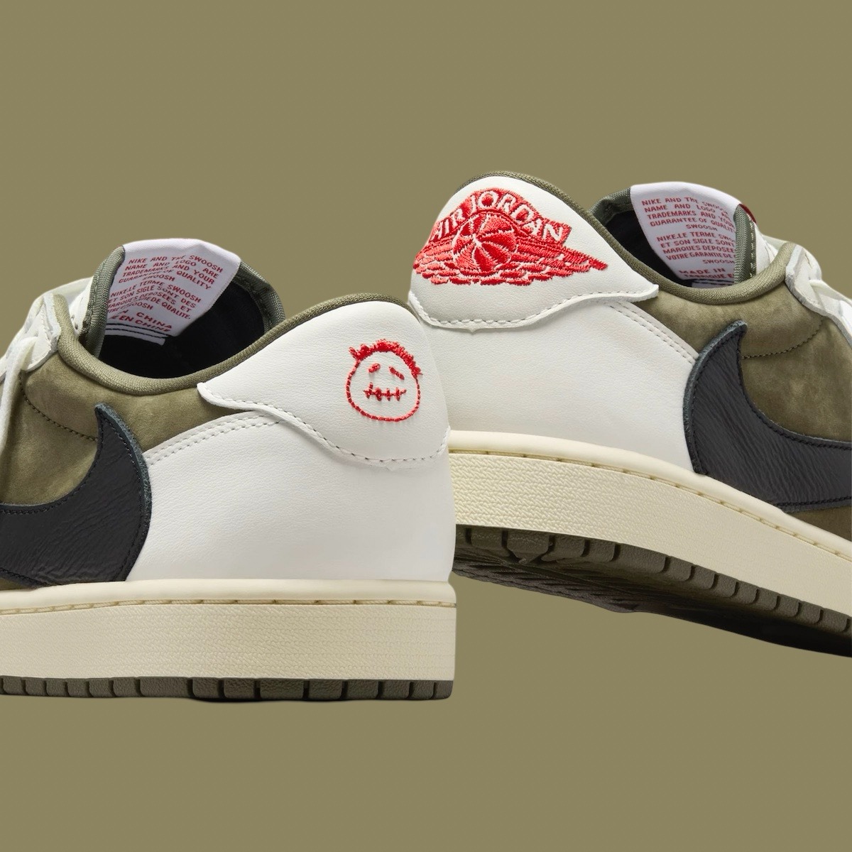 トラヴィス スコット x エア ジョーダン 1 ロー OG ミディアム オリーブ